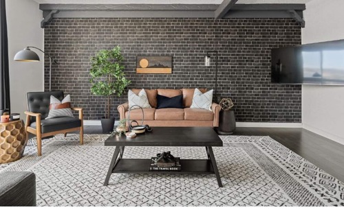 Drumheller Apartment | Bricks & Wood | No Service Fees | Royal Tyrell