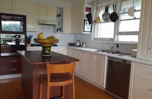 Coledale House | Brickyard Point House, a modest beachside home.