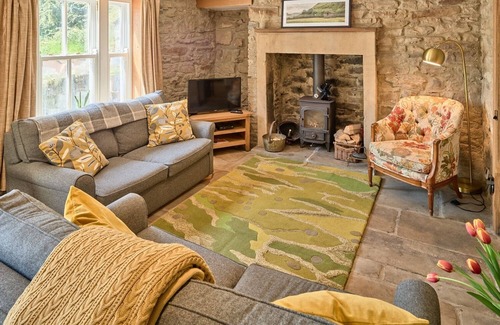 Langthwaite Cottage | Bridge End is an enchanting haven for up to three guests, set in the picturesque village of Langthwa