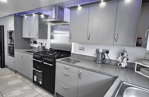 MacMerry Bed & Breakfast | Bridge St Guest House - Room 5 - Tranent