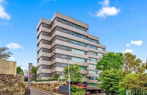 Kirribilli House | Bridge View 2 Bedroom Apartment @ Kirribilli | MHS
