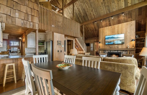 Smithville Cabin | Bridge View Center Hill Lake