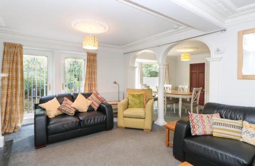 Richmond House | Bridgedown House
