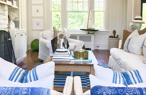 Bridgehampton House | Bridgehampton Village Historical with Beautiful Yard/Heated Pool, Walk to Town!