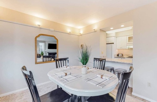 Warren Apartment | Bridges 77 at Sugarbush