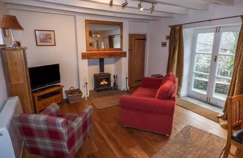 Langthwaite Cottage | BRIG END, romantic, luxury holiday cottage in Langthwaite