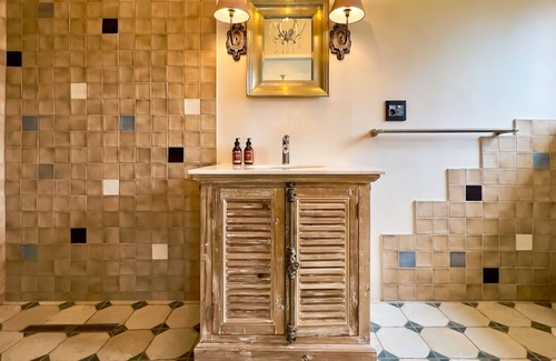 Vineta Hotel | Brigadoon Boutique Guesthouse l Ondili