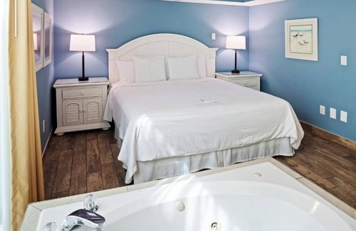 Ormond Beach Resort | Bright 1BR w/Ocean Views, Private Balcony, Resort Amenities & Full Kitchen
