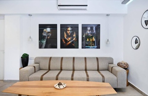 Tel Aviv Apartment | Bright 2BR Apartment with Balcony in Dizengoff by HolyGuest