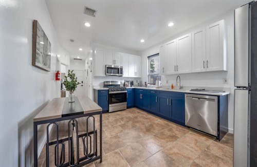 Weequahic House | Bright 3BR Home in NYC, Near Downtown & NYC, EWR
