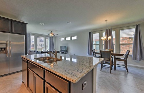 Rosenberg House | Bright & Airy 3BR Home Near OakBend Med Center - Perfect for Families & Nurses