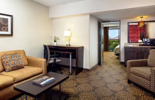 Camelback East Hotel | Bright & Airy Stay with Private Pool, Pets Allowed, and Outdoor Lounge