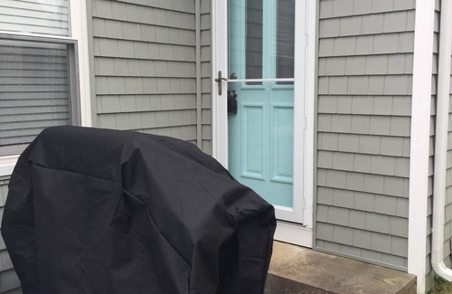 Wells Beach House | Bright And Airy Renovated House 1 Block To Sandy Wells Beach
