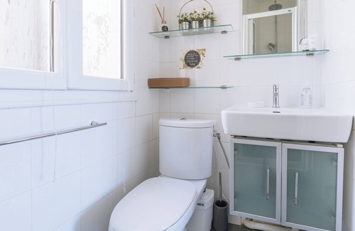 Marais Apartment | Bright and Central Studio Apartment for 2, Paris