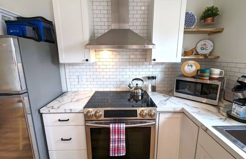 Columbia Falls Apartment | Bright and Charming Gateway to Glacier 1 Bed/1 Bath Apartment in Columbia Falls MT!