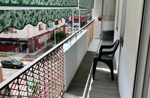 Pla del Bon Repos Apartment | Bright and clean apartment, Alicante, Manila square (beach is 15min walk)