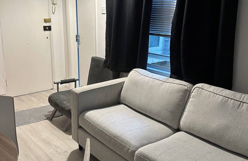 East Walworth Apartment | Bright and comfortable apartment located in the heart of London.