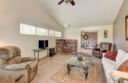 Rescue House | Bright and Comfortable