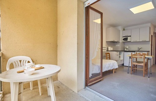 Barbotan-les-Thermes Apartment | Bright and quiet studio with Wifi, pets allowed