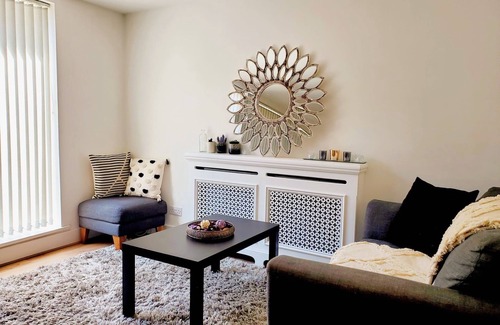 Riverside Apartment | Bright and lovely 1 bedroom - 5 min from Tower Bridge