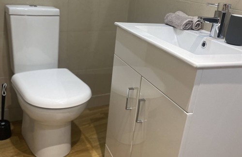 Riverside Apartment | Bright and lovely 1 bedroom - 5 min from Tower Bridge