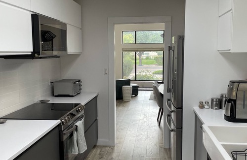Northeast Heights House | Bright and modern 3-bedroom home in the Albuquerque NE Heights