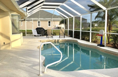 Long Meadow House | Bright and open home with southern exposure in Rotonda West. A tropical getaway!
