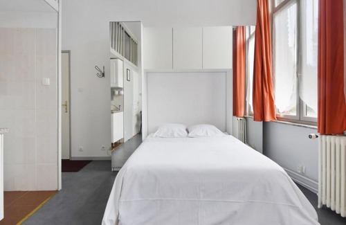 Bethune Apartment | Bright and quiet studio in Béthune center - Welkeys