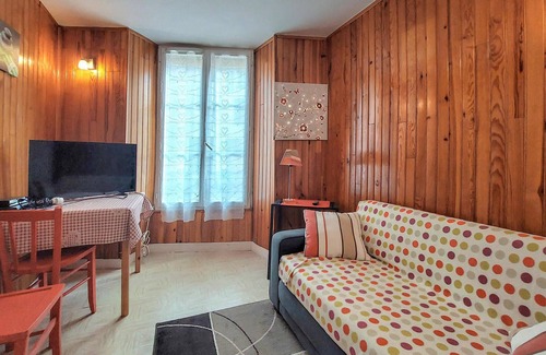 Champeaux House | Bright and small house for your relaxing vacation in Champeaux.
