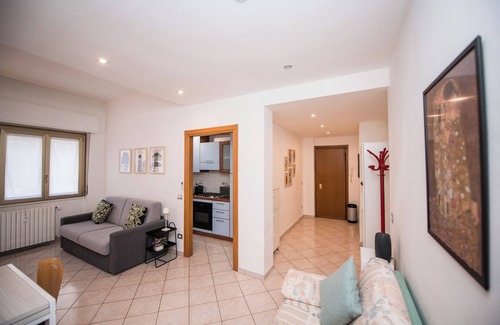Milan Apartment | Bright and spacious apartament