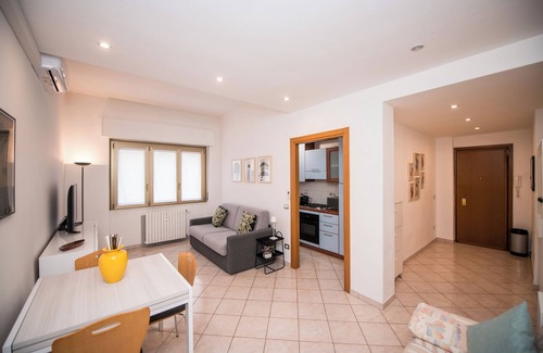 Milan Apartment | Bright and spacious apartament