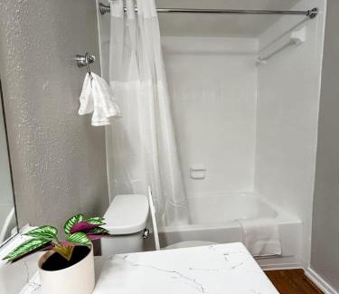 Barker House | Bright and Spacious Townhome Near Parks and Dining
