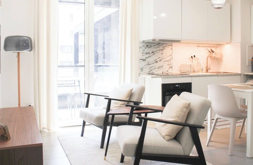 Asnieres-sur-Seine Apartment | Bright apartment in Asnières-sur-Seine