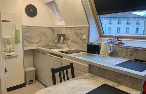 La Roche-Posay Apartment | Bright apartment with air conditioning and WIFI, near Thermes St Roch