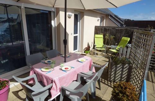 Perros-Guirec Apartment | Bright apartment, south terrace, 3-star rating, parking, 100m from the beach