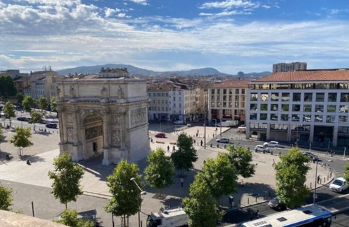 La Joliette Apartment | Bright apartment in the city center, near Gare Saint Charles