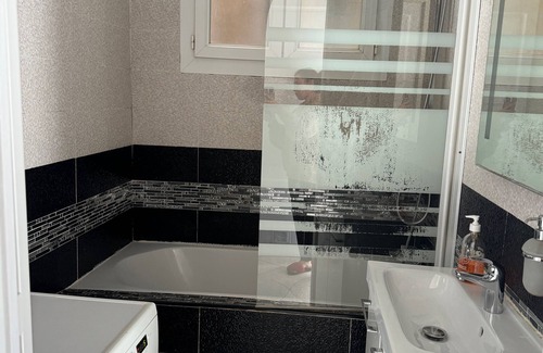 La Joliette Apartment | Bright apartment in the city center, near Gare Saint Charles