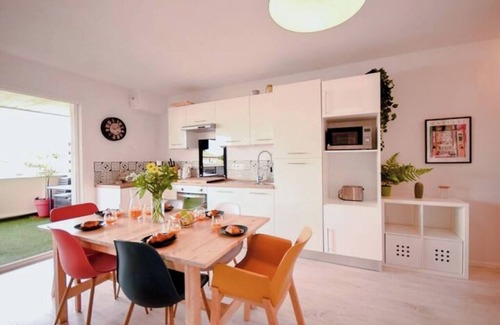 Mimizan Apartment | Bright apartment near the lake