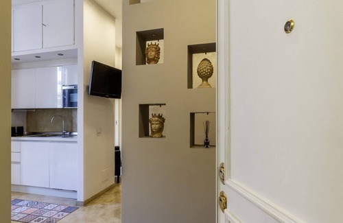 Rione XVI Ludovisi Apartment | Bright Apartment near Villa Borghese