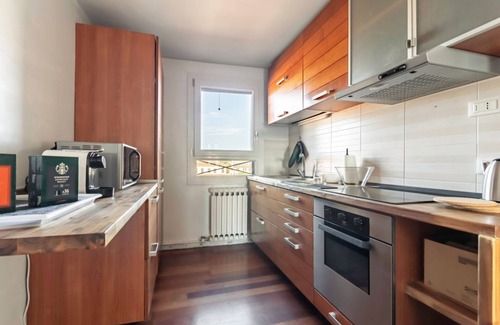 Oriago Apartment | Bright apartment of 79 sqm on two levels, for 5 people, on the 2nd floor of a building WITHOUT lift.The property is located in Oriago di Mira, a hamlet of Mira, characterised by the lovely landscape along the river Brenta, a mix of history, nature and ar