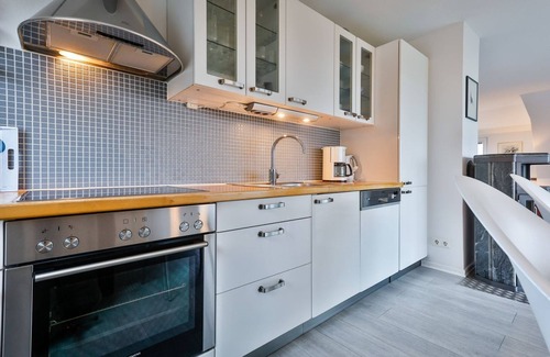 Hornum Apartment | Bright apartment on two levels with breathtaking views of the North Sea. -