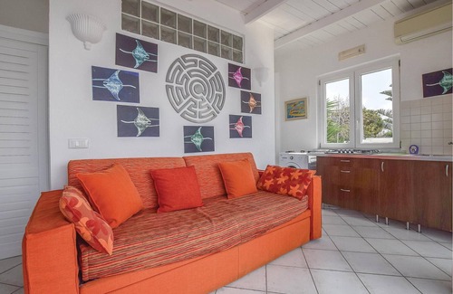 Sant'Angelo House | Bright apartment on the 1st floor of a small two-family house overlooking the sea and a few steps fr