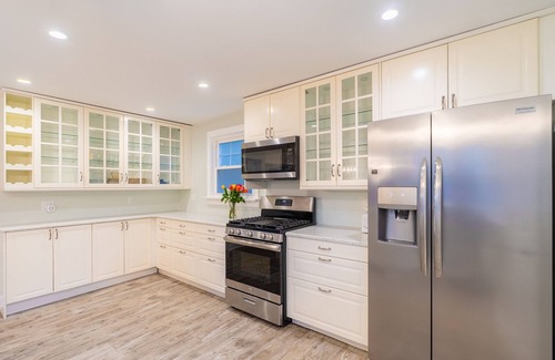Asbury Park House | Bright & Beachy 3-Bedroom in Asbury Park's Best Neighborhood!