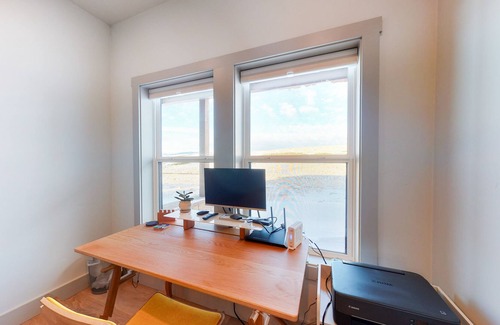 Grand Elk Ranch House | Bright & beautiful modern townhome with fireplace, balcony & walkable locale