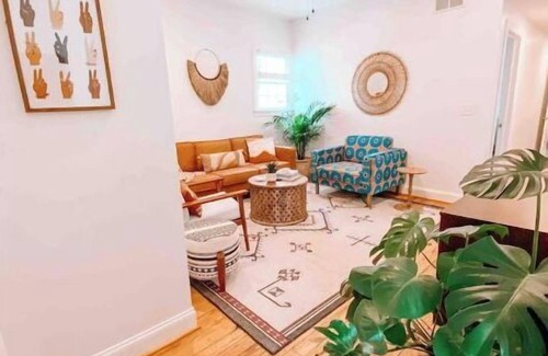 Westside House | Bright Boho Historic Home Downtown Charleston