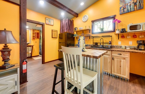 Supply Cabin | Bright Cabin w/Fire Pit - 2 Mi to Holden Beach!