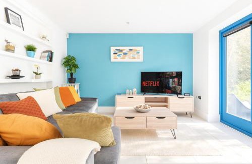 Somers Town Apartment | Bright Central London Apartment with Spacious Garden