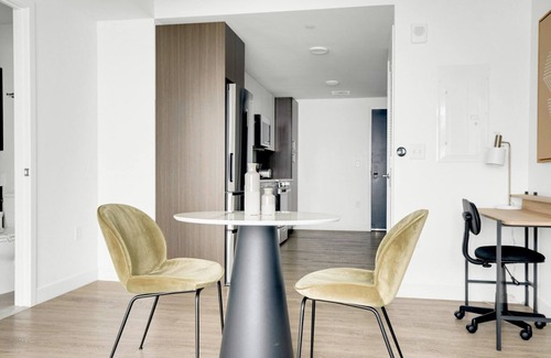 Central Square Apartment | Bright Central Square 1BR w/Gym, W/D & Roof, near T, by Blueground