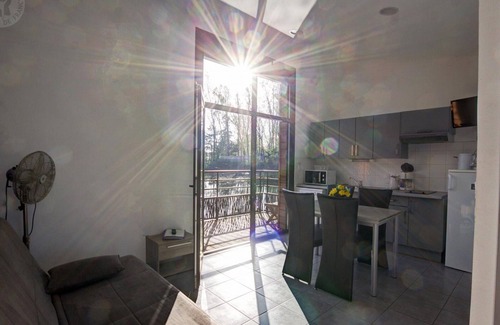 Veauchette Cottage | Bright chalet with private terrace - Pets allowed