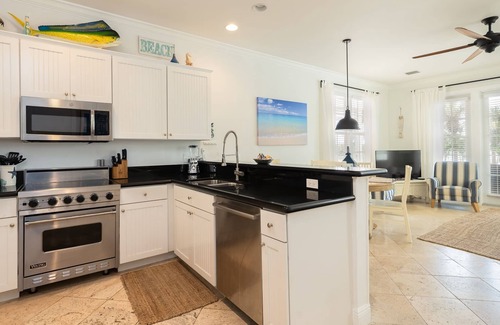 Islamorada House | Bright & Cheery Pool Front Home w/Optional Boat Slip at Anglers Reef Islamorada